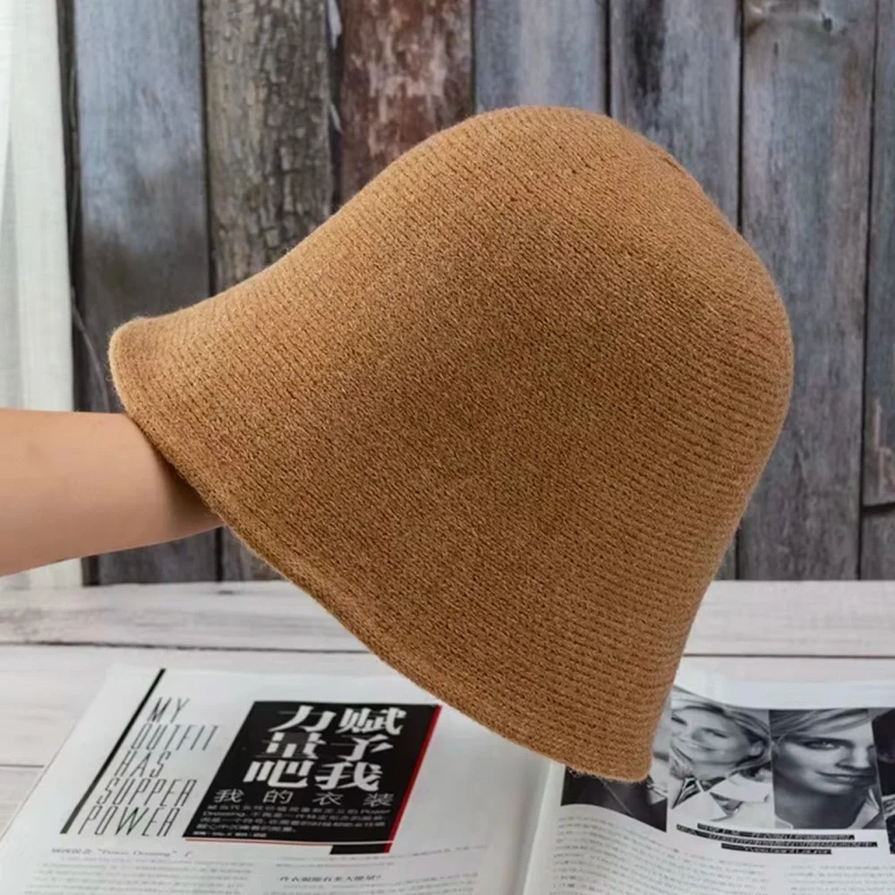 Women Wool Mix Solid Color Round Top Knitted Bucket Hat